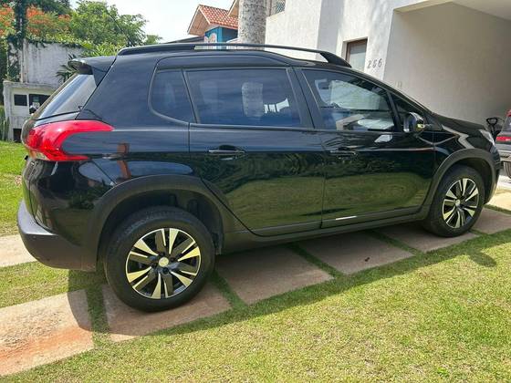 PEUGEOT 2008 1.6 16V FLEX ALLURE PACK 4P AUTOMÁTICO